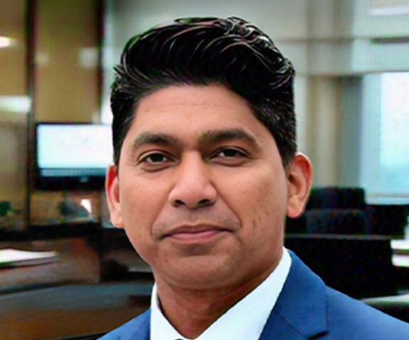 Dr. Ravi Nagvekar